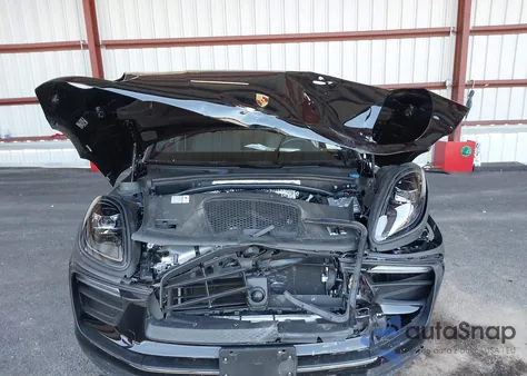 2024 Porsche Macan T из США, поврежденный, VIN WP1AA2A57RLB20587